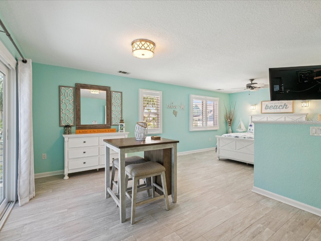 5101 Westshore Drive New Port Richey FL 34652 W7878297 image33