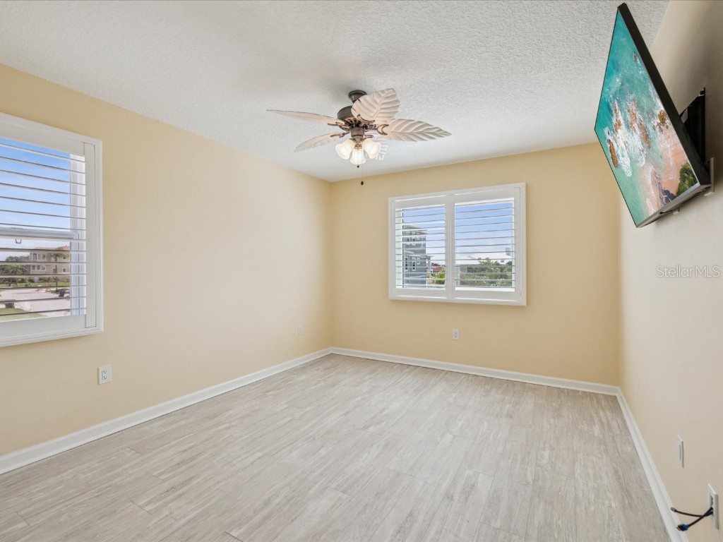 5101 Westshore Drive New Port Richey FL 34652 W7878297 image42