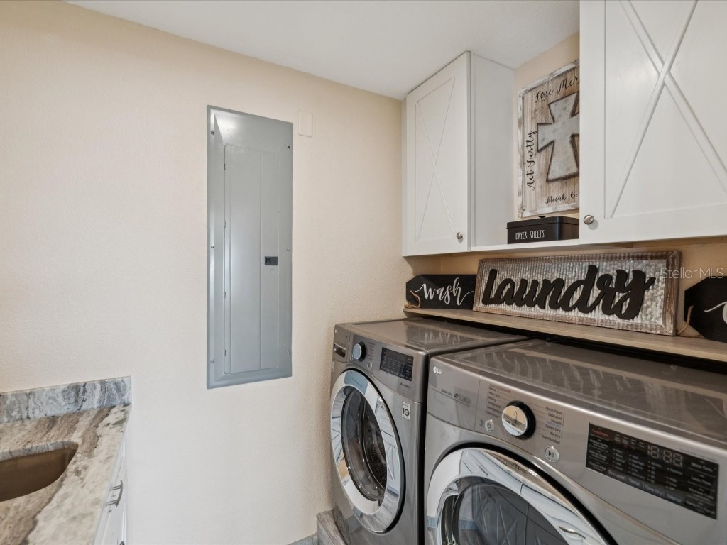 5101 Westshore Drive New Port Richey FL 34652 W7878297 image46