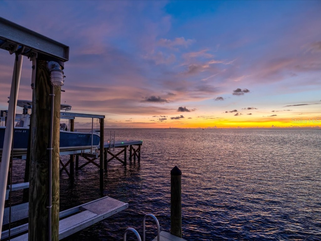 5101 Westshore Drive New Port Richey FL 34652 W7878297 image68