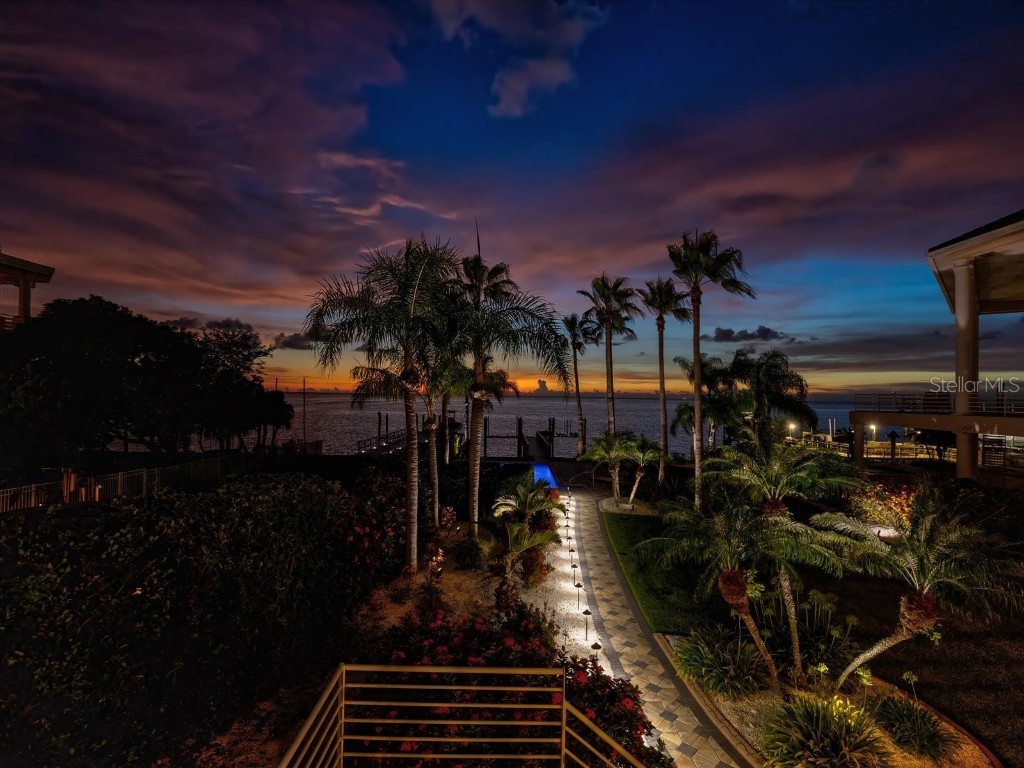 5101 Westshore Drive New Port Richey FL 34652 W7878297 image9