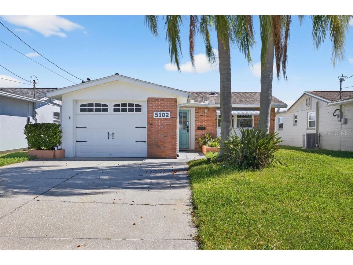 5102 Blue Heron Drive New Port Richey FL 34652 W7879560 image1