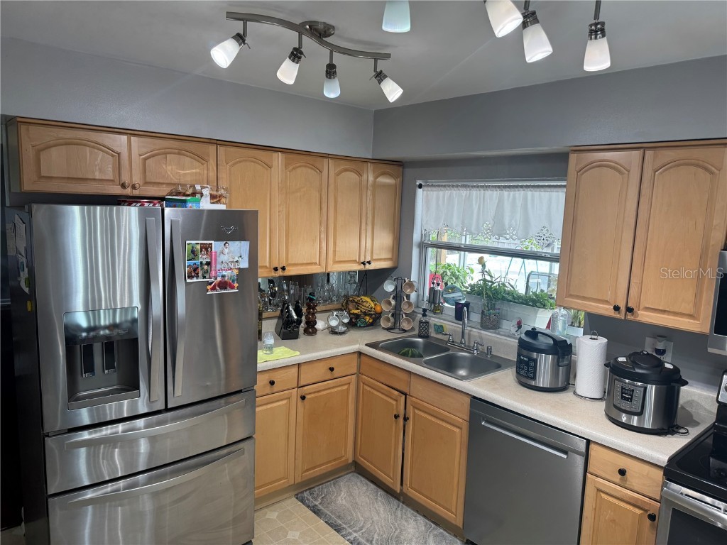 5102 Crestmore Court Tampa FL 33624 TB8435637 image11