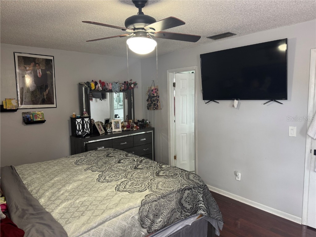 5102 Crestmore Court Tampa FL 33624 TB8435637 image25