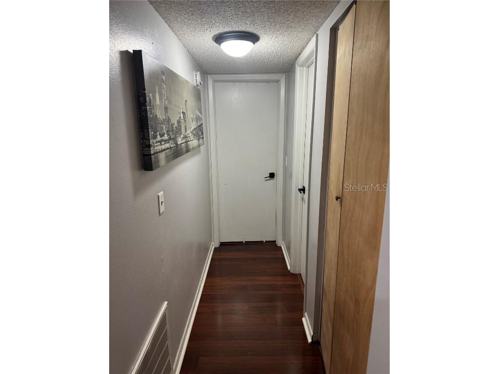 5102 Crestmore Court Tampa FL 33624 TB8435637 image26