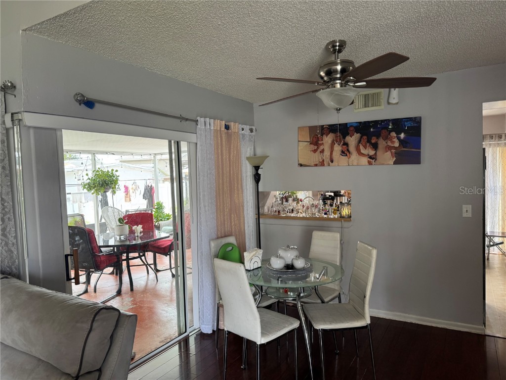 5102 Crestmore Court Tampa FL 33624 TB8435637 image8