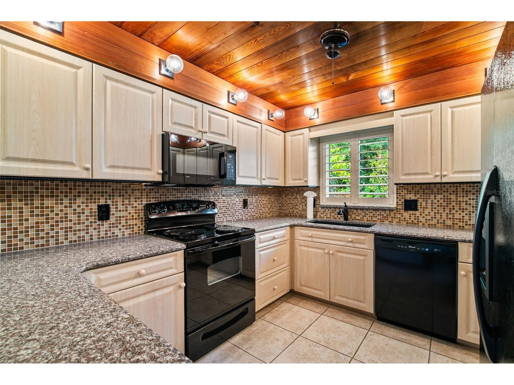 5102 Estates Circle Sarasota FL 34243 A4688910 image14
