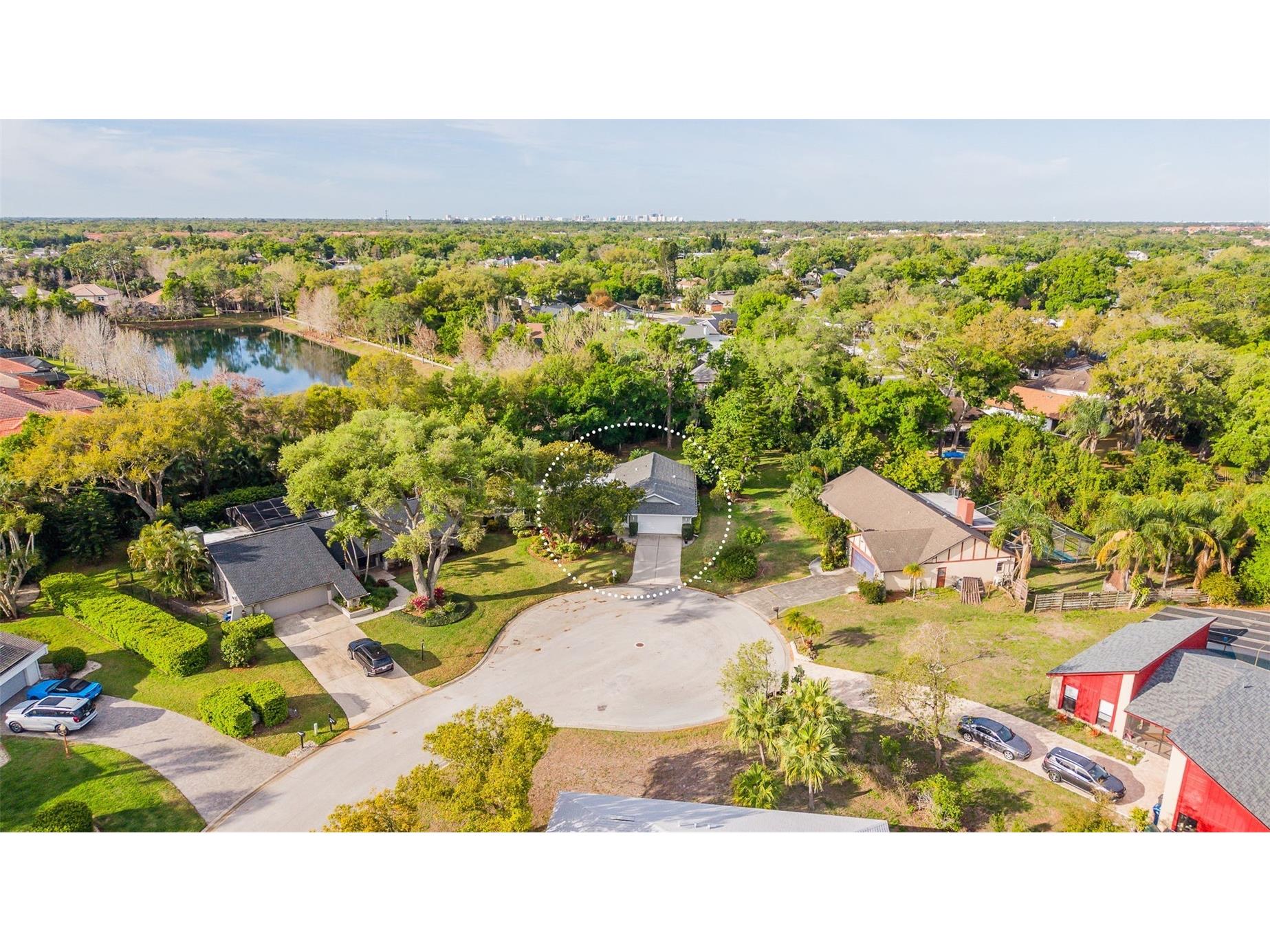 5102 Estates Circle Sarasota FL 34243 A4688910 image2