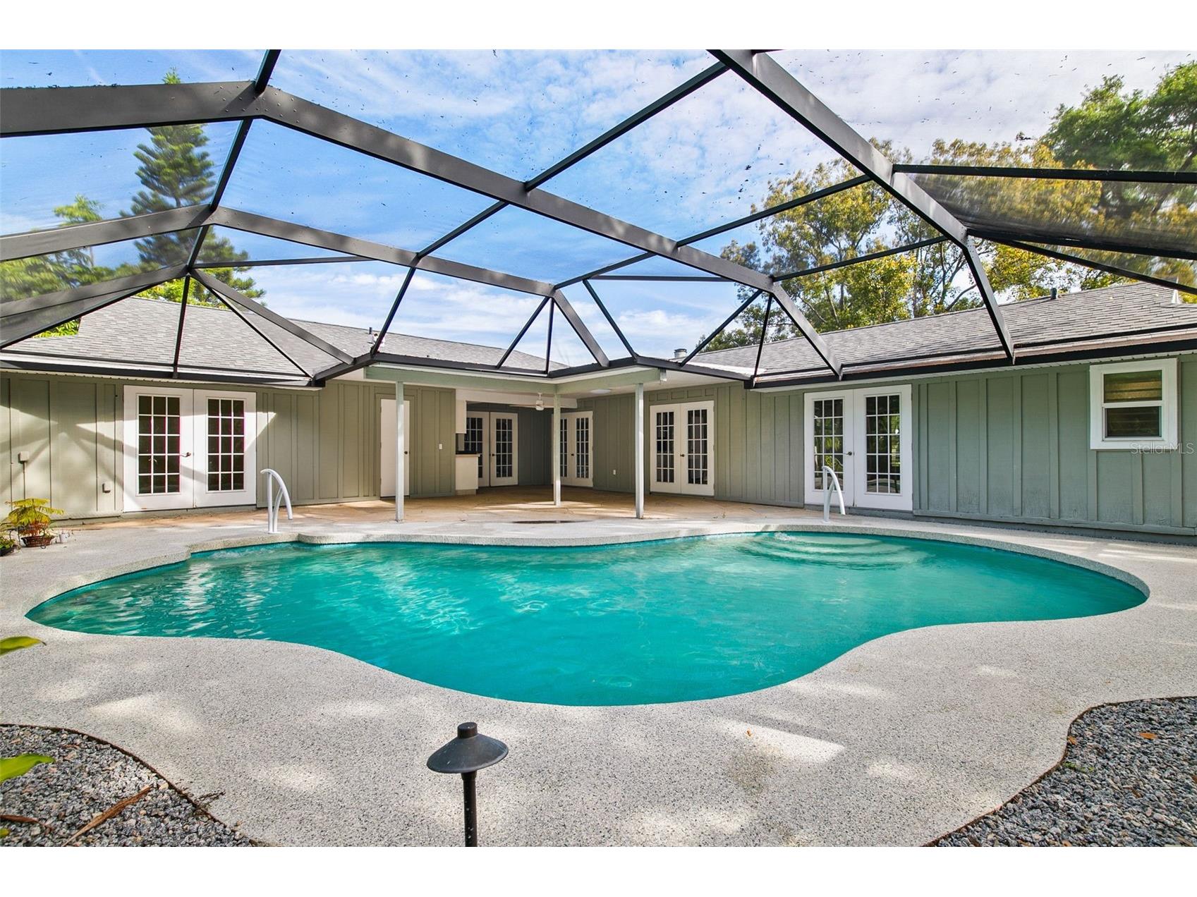 5102 Estates Circle Sarasota FL 34243 A4688910 image24