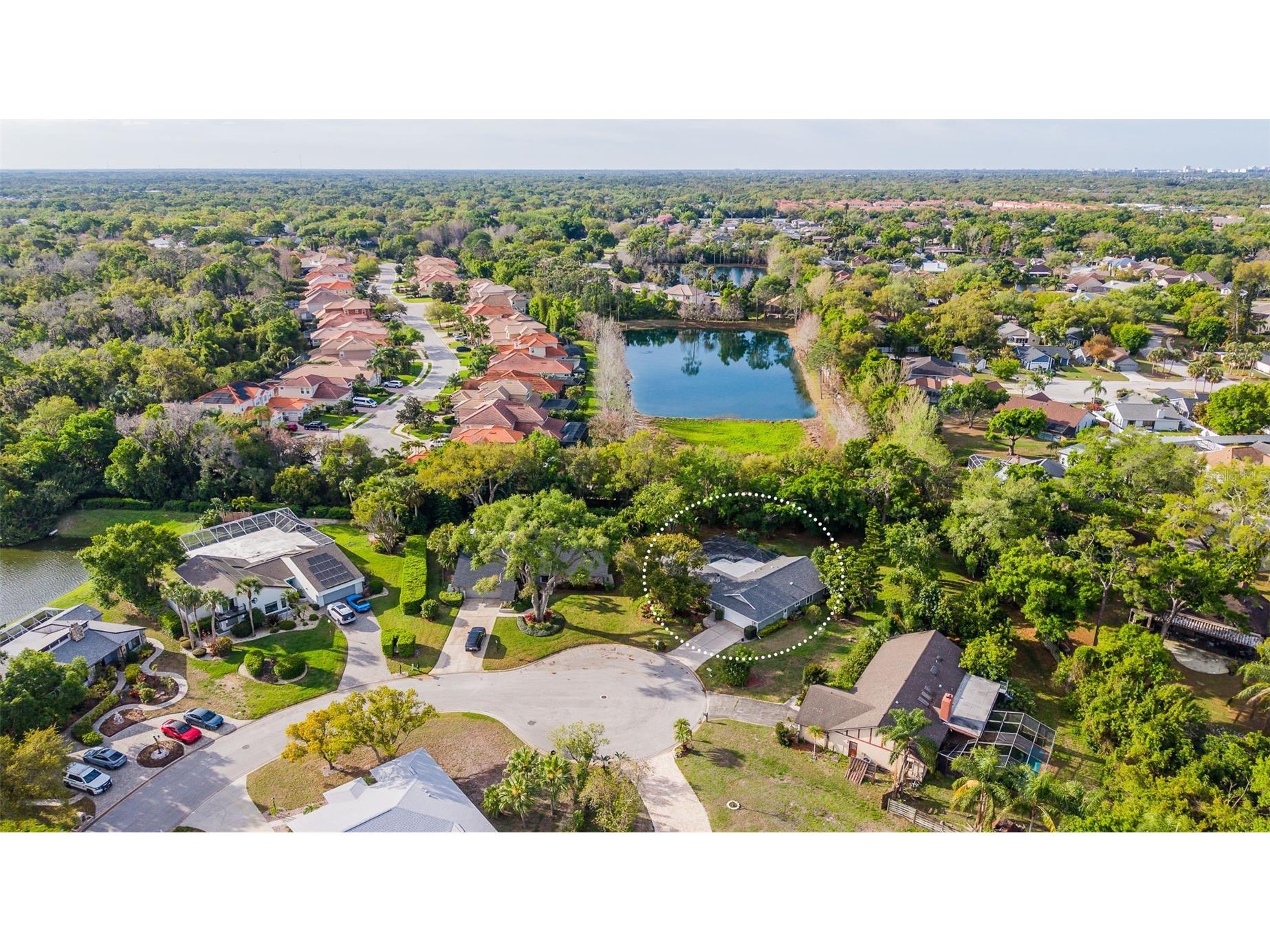 5102 Estates Circle Sarasota FL 34243 A4688910 image3