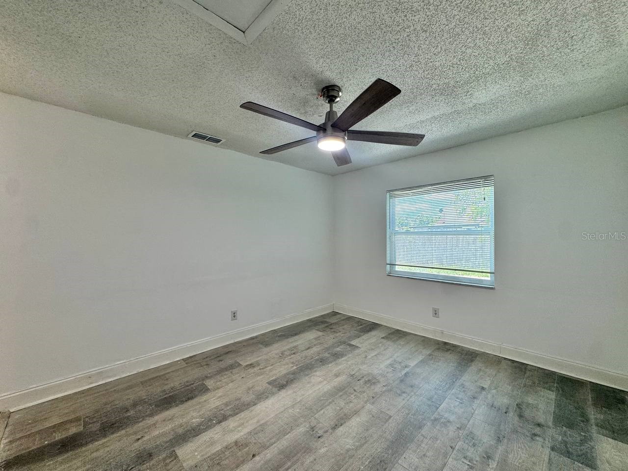 5102 Lawnton Court Tampa FL 33624 TB8517690 image24