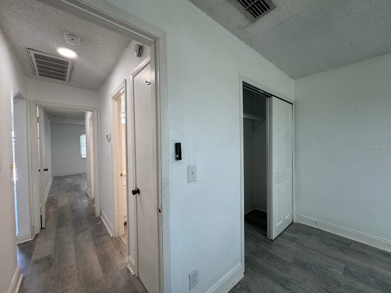 5102 Lawnton Court Tampa FL 33624 TB8517690 image30