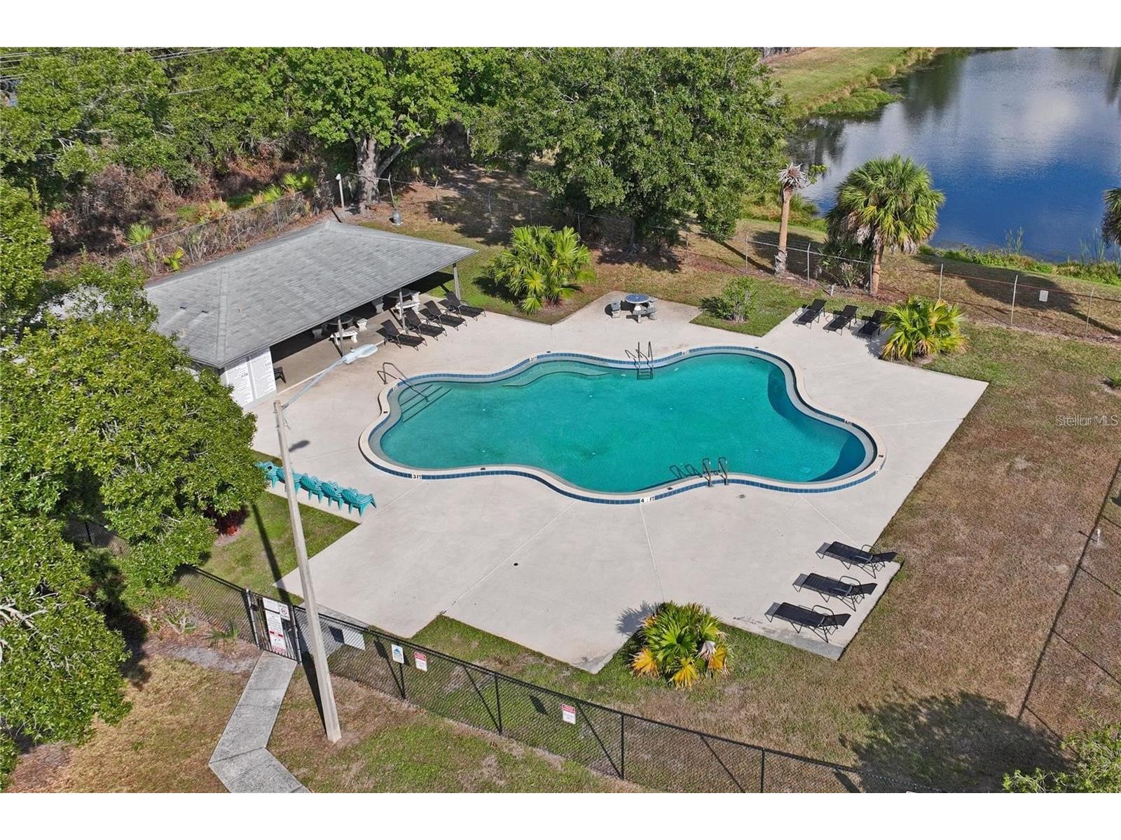 5102 Lawnton Court Tampa FL 33624 TB8517690 image39