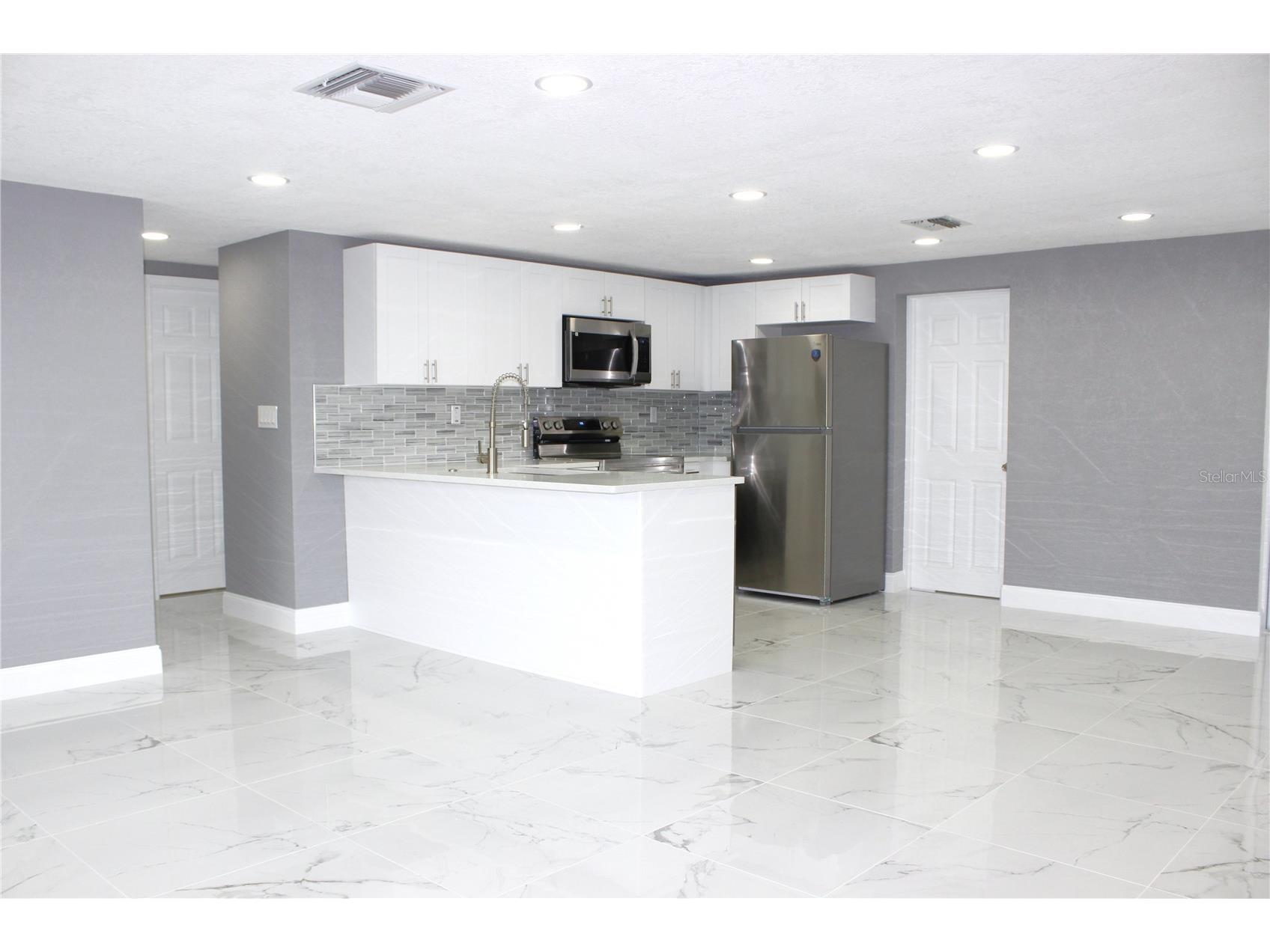 5102 Manor Drive New Port Richey FL 34652 W7887044 image14