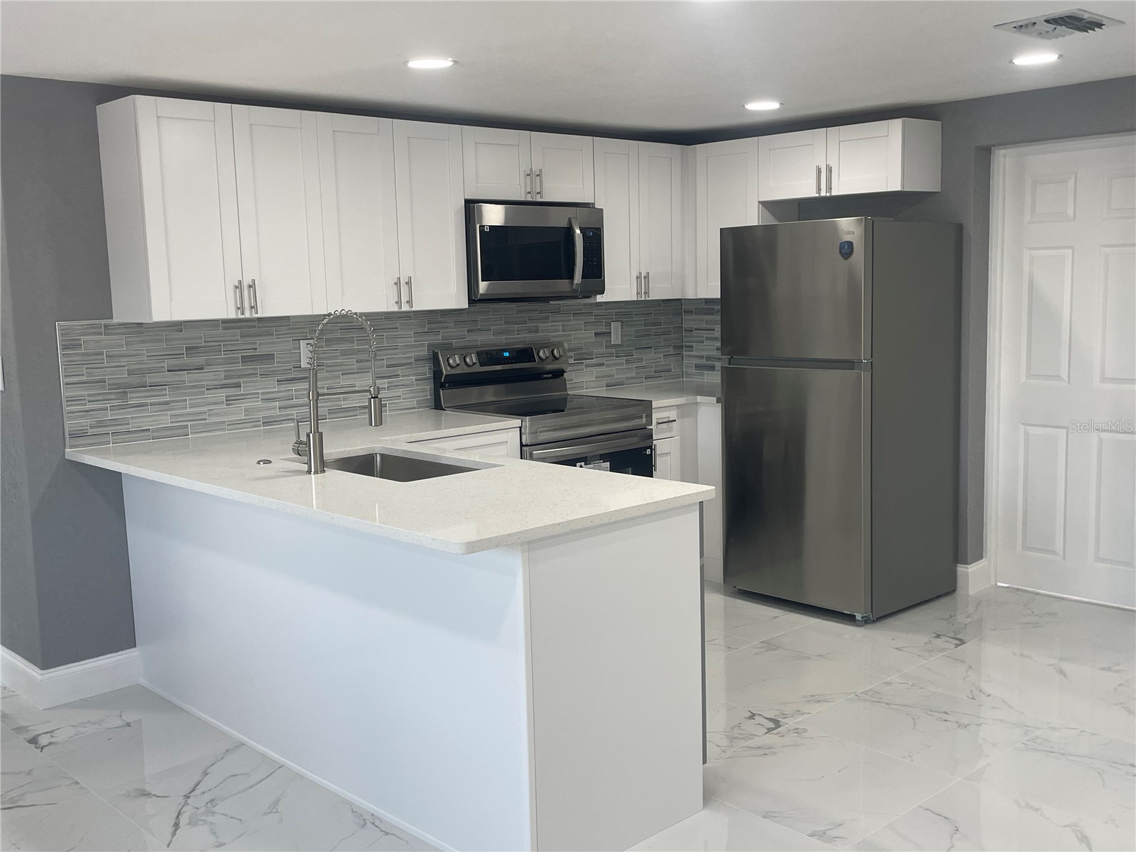 5102 Manor Drive New Port Richey FL 34652 W7887044 image19