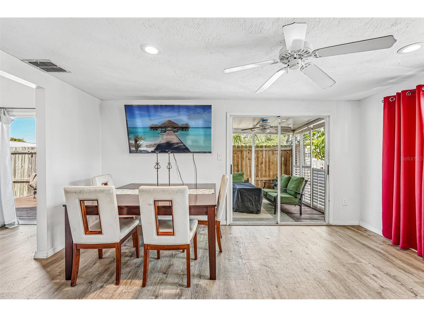5102 Moeller Avenue Sarasota FL 34233 A4691946 image11