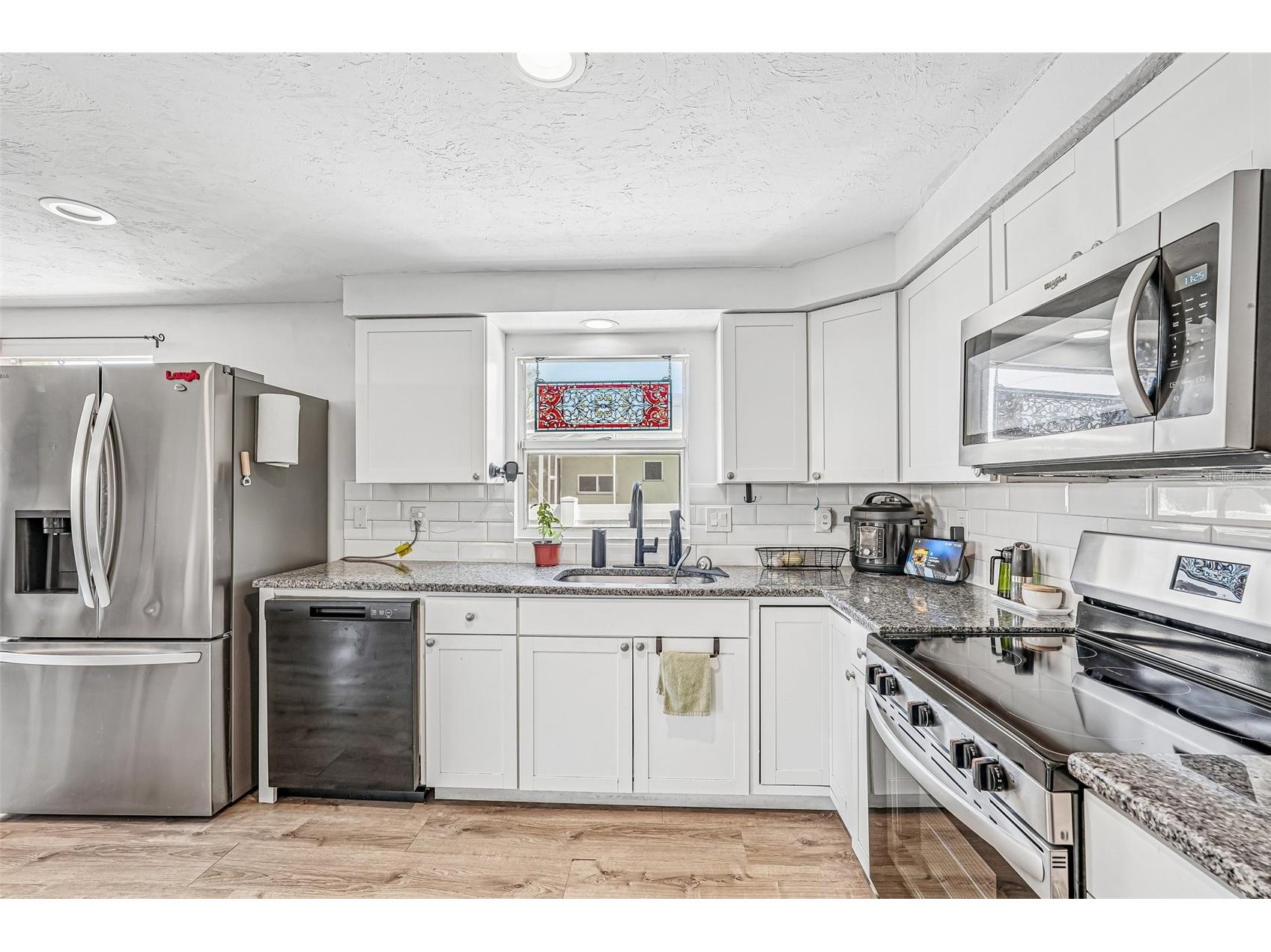 5102 Moeller Avenue Sarasota FL 34233 A4691946 image16