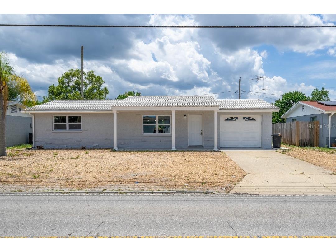 5102 Moog Road Holiday FL 34690 O6107118 image1