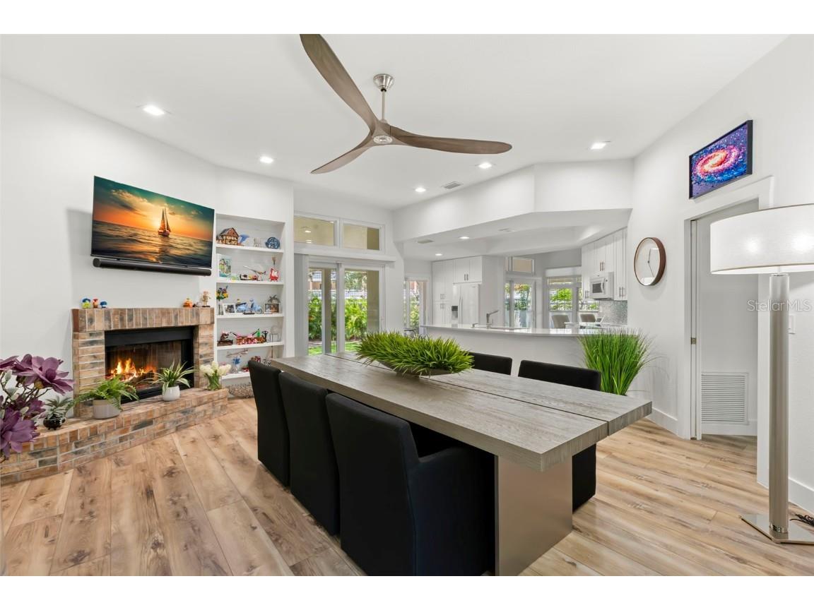 5102 White Pine Circle NE Saint Petersburg FL 33703 TB8390792 image14