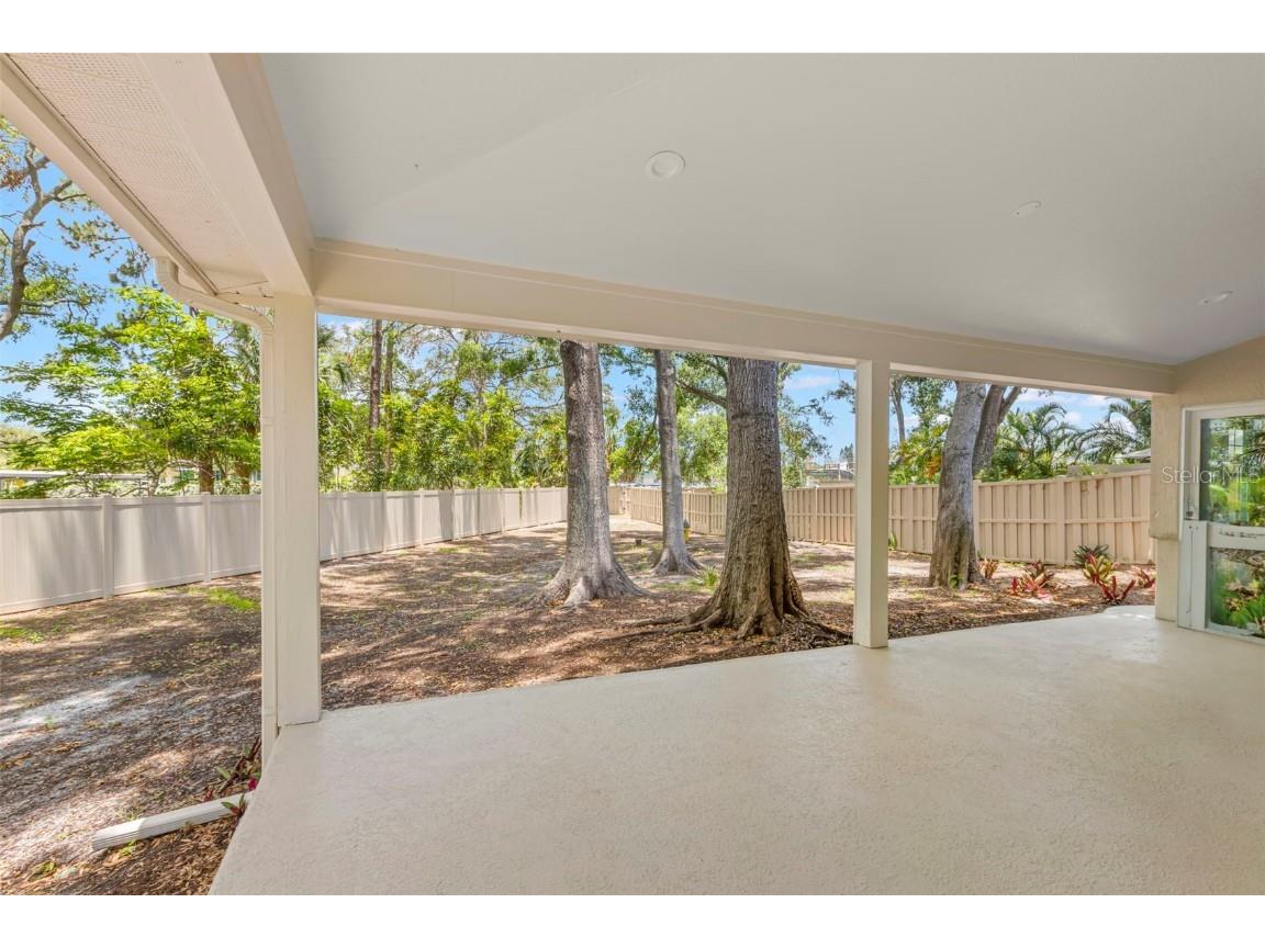 5102 White Pine Circle NE Saint Petersburg FL 33703 TB8390792 image20