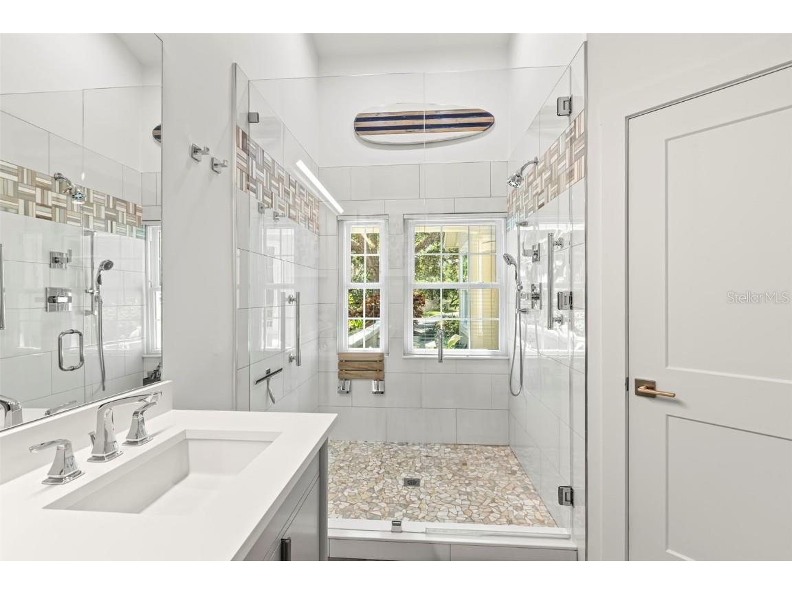 5102 White Pine Circle NE Saint Petersburg FL 33703 TB8390792 image32