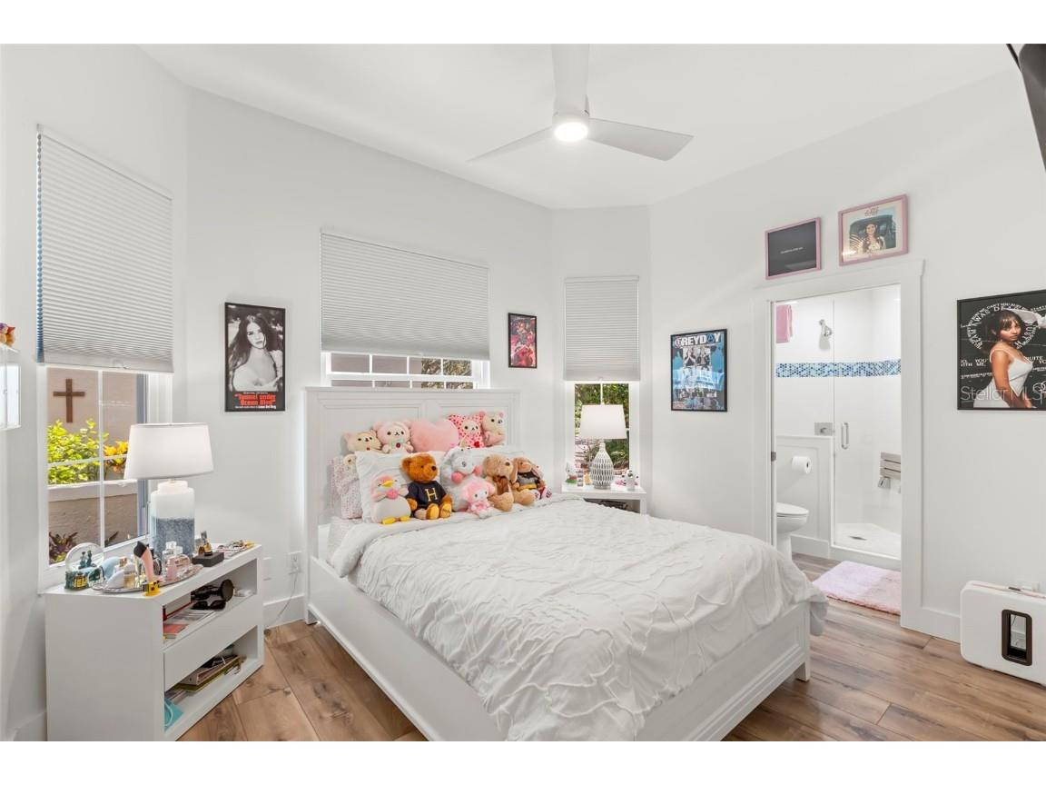 5102 White Pine Circle NE Saint Petersburg FL 33703 TB8390792 image34