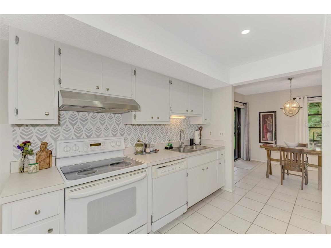 5103 Greencroft Road Sarasota FL 34235 N6134516 image7