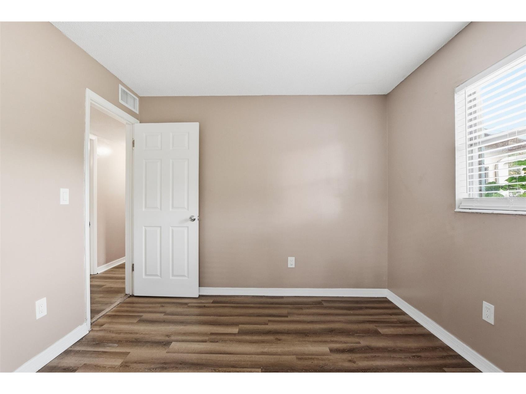 5103 Liming Avenue Orlando FL 32808 O6404859 image14