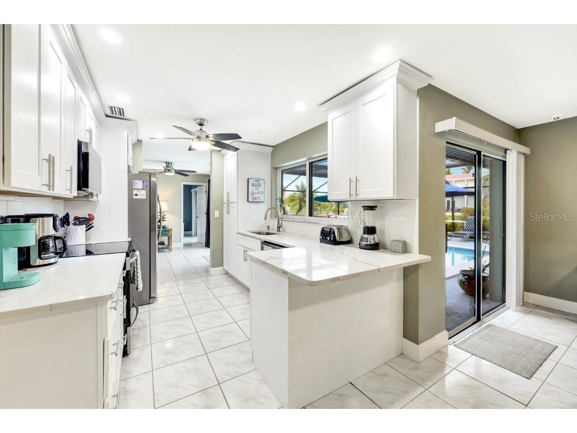 5103 Pelican Boulevard Cape Coral FL 33914 TB8434912 image5