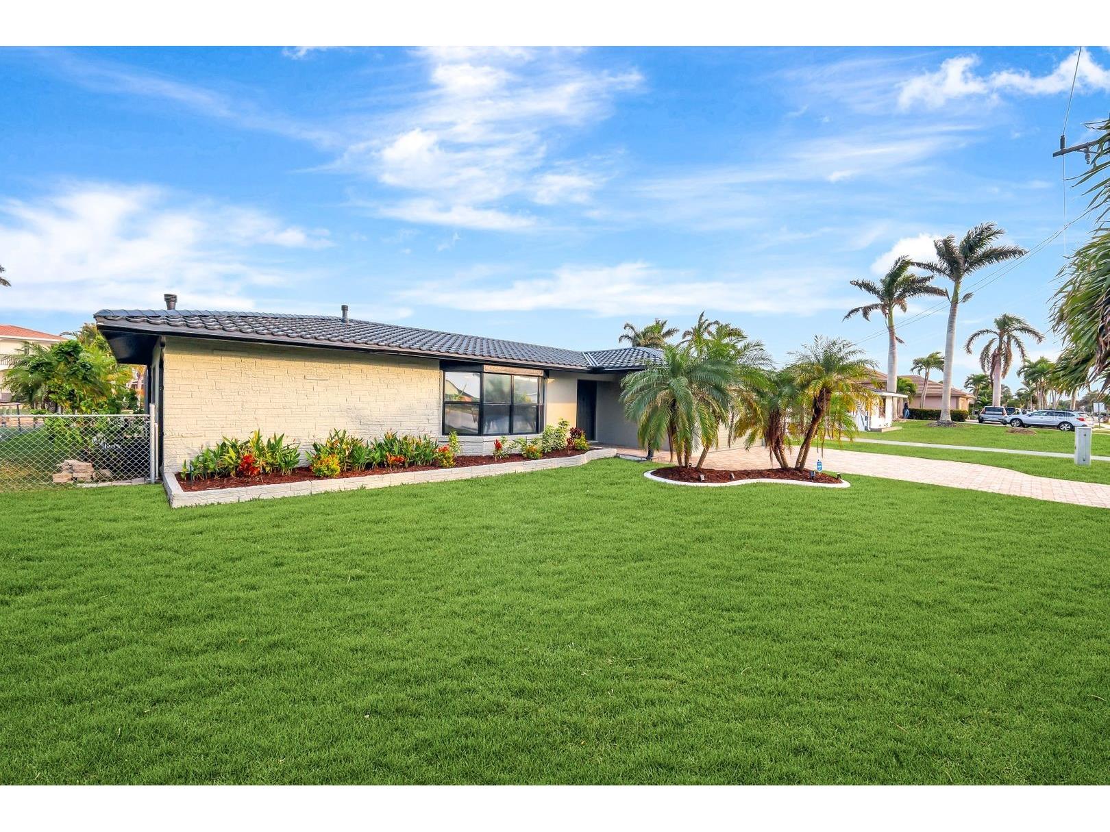5103 Pelican Boulevard Cape Coral FL 33914 TB8498673 image34