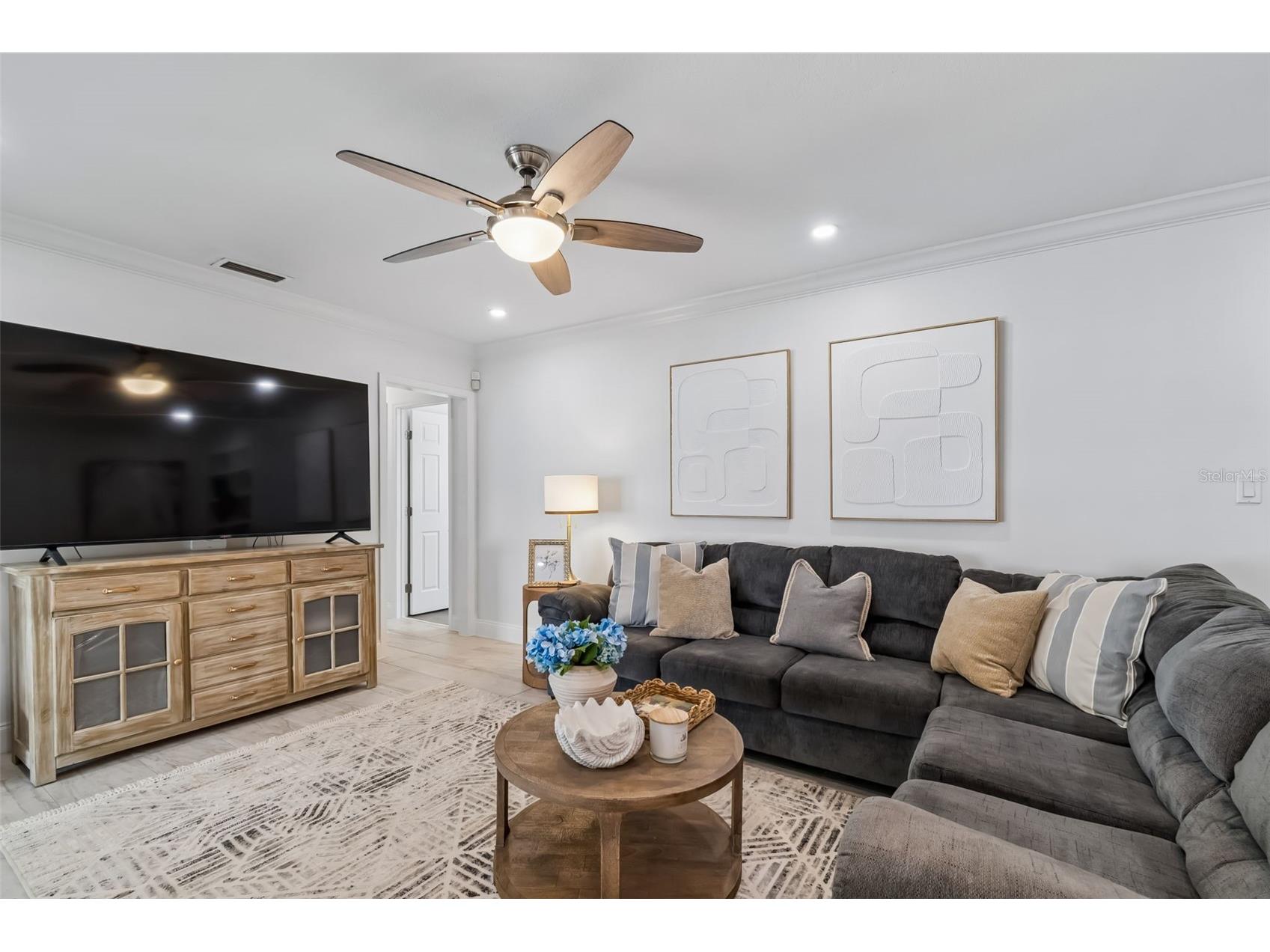 5103 W Cleveland Street Tampa FL 33609 TB8494408 image16