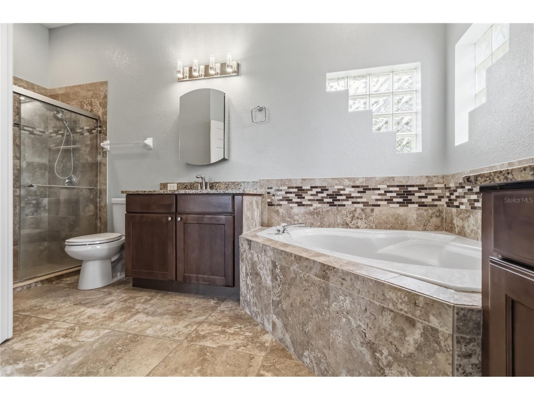 5104 52nd Avenue W Bradenton FL 34210 A4692592 image25