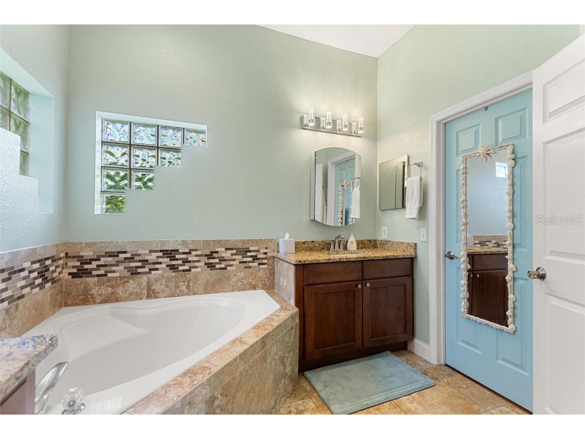 5104 52nd Avenue W Bradenton FL 34210 TB8432900 image30