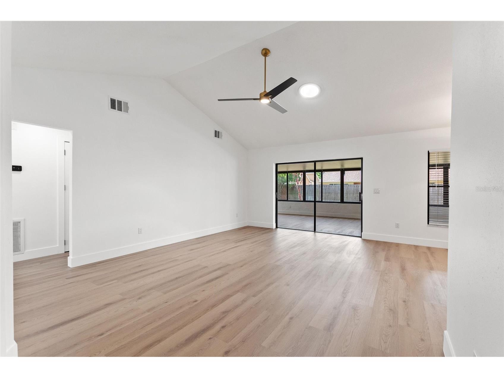 5104 Garden Vale Avenue Tampa FL 33624 TB8507892 image5