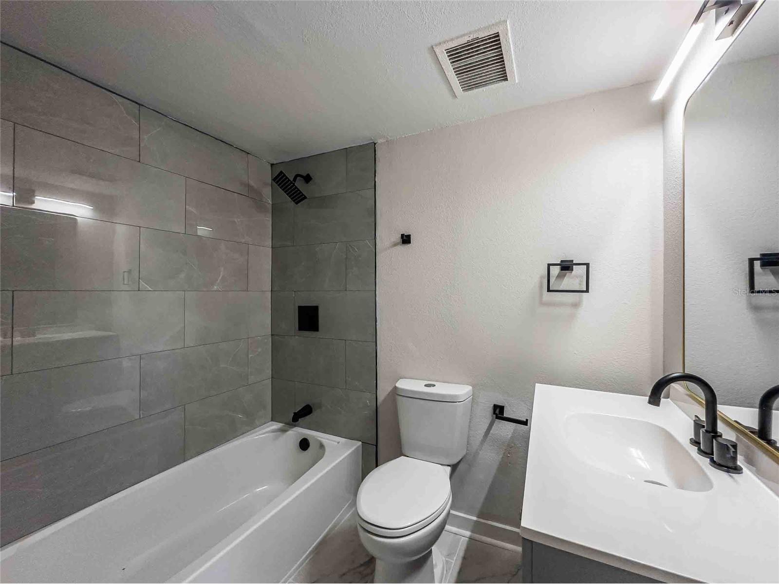 5104 N 15th Street Tampa FL 33610 C7522595 image33