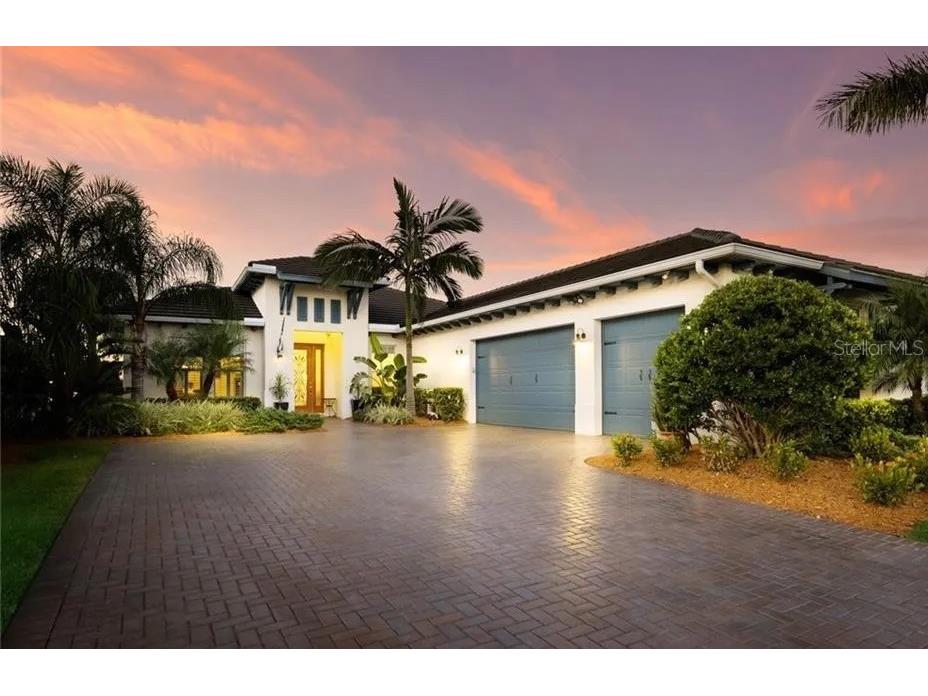 5104 Tidewater Preserve Boulevard Bradenton FL 34208 - MANATEE RIVER A4574974 image1