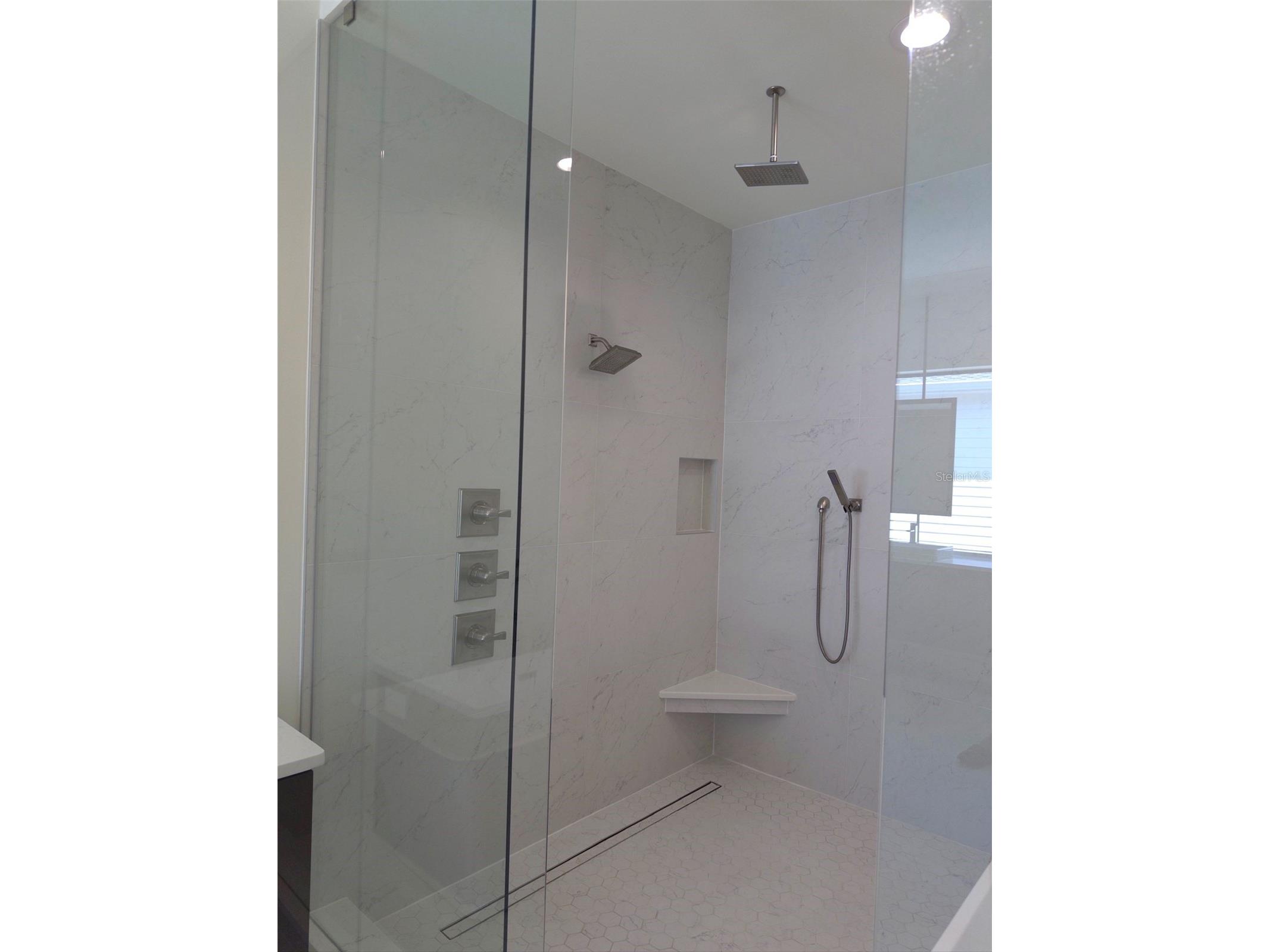 5104 W Evelyn Drive Tampa FL 33609 TB8510691 image60
