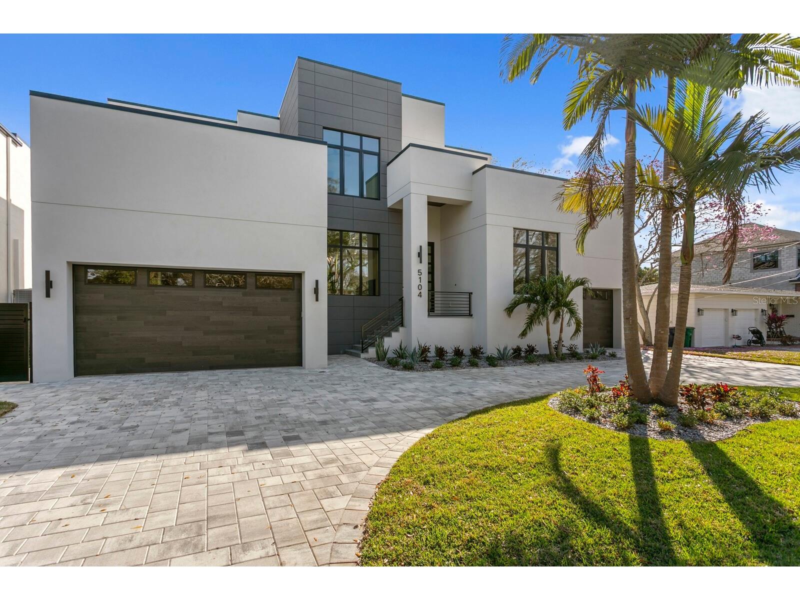 5104 W Platt Street Tampa FL 33609 TB8434265 image1