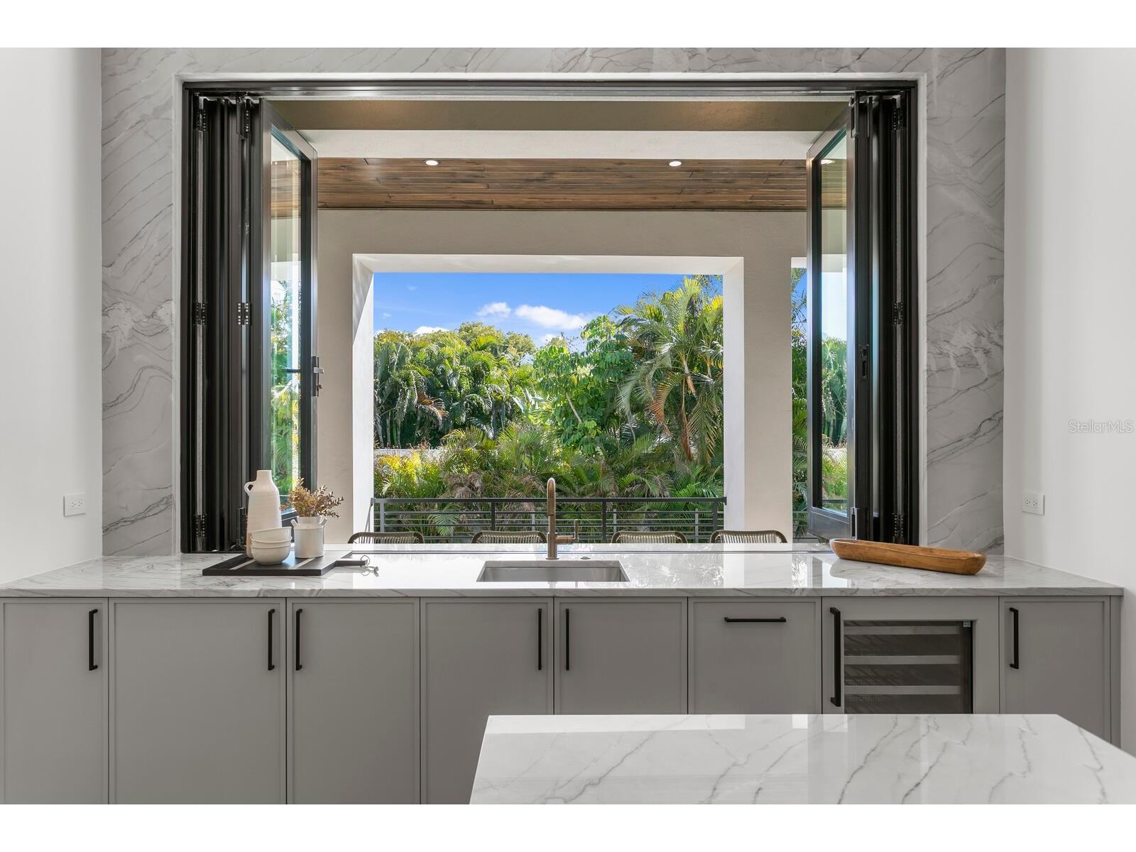 5104 W Platt Street Tampa FL 33609 TB8434265 image22