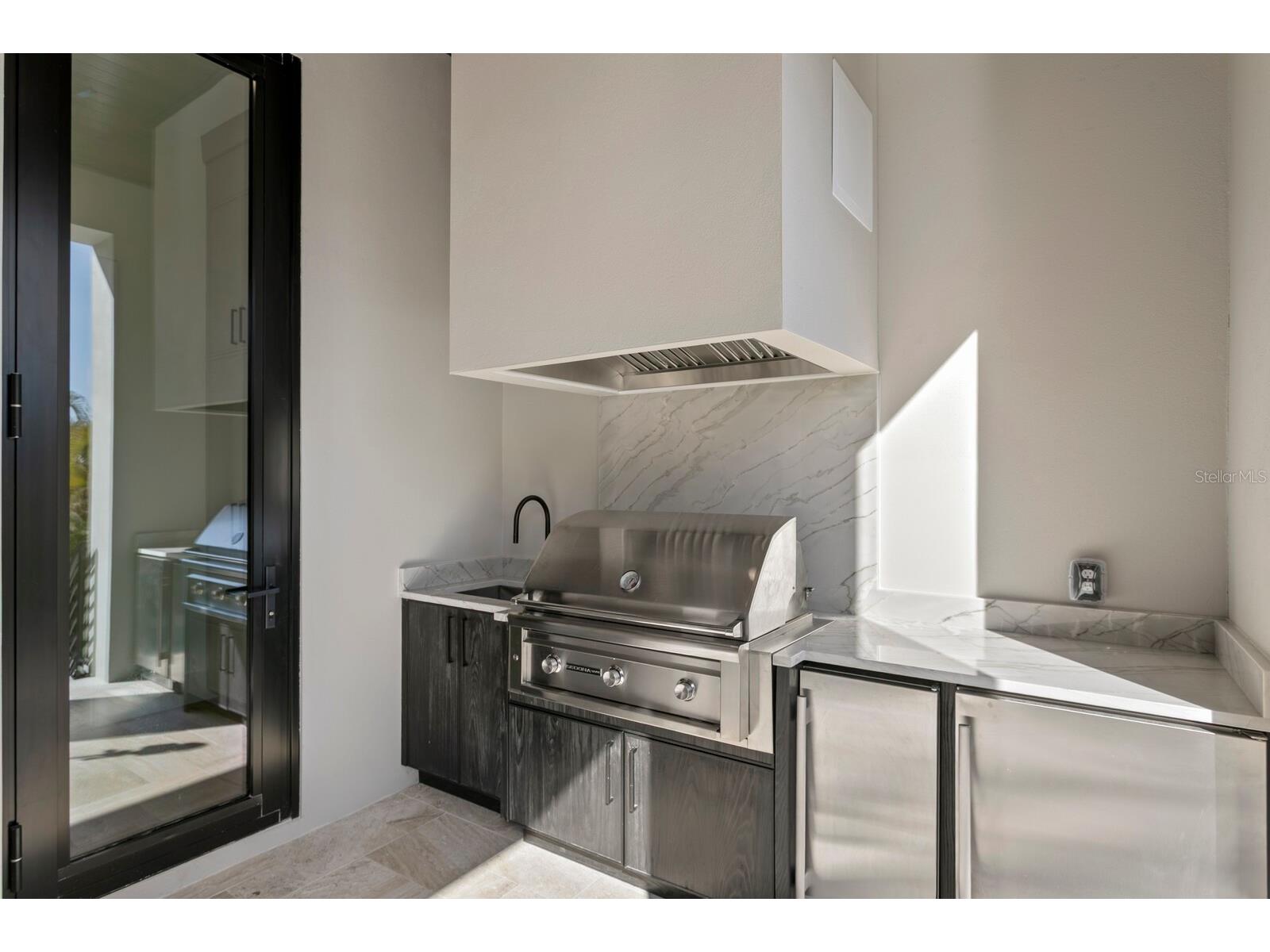 5104 W Platt Street Tampa FL 33609 TB8434265 image30