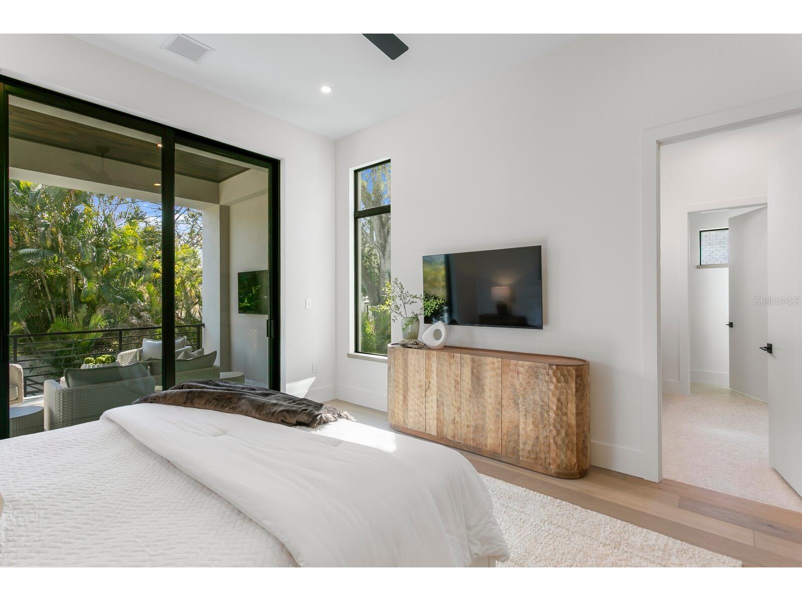 5104 W Platt Street Tampa FL 33609 TB8434265 image33