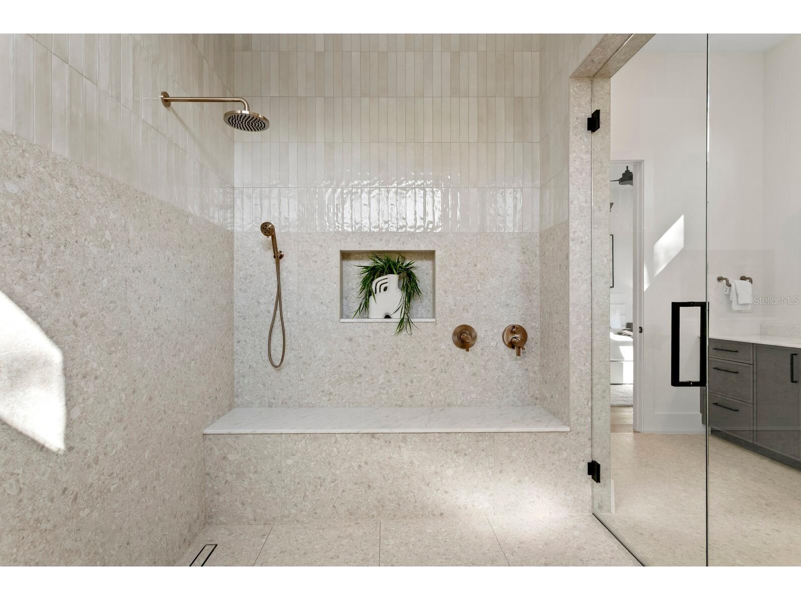 5104 W Platt Street Tampa FL 33609 TB8434265 image36