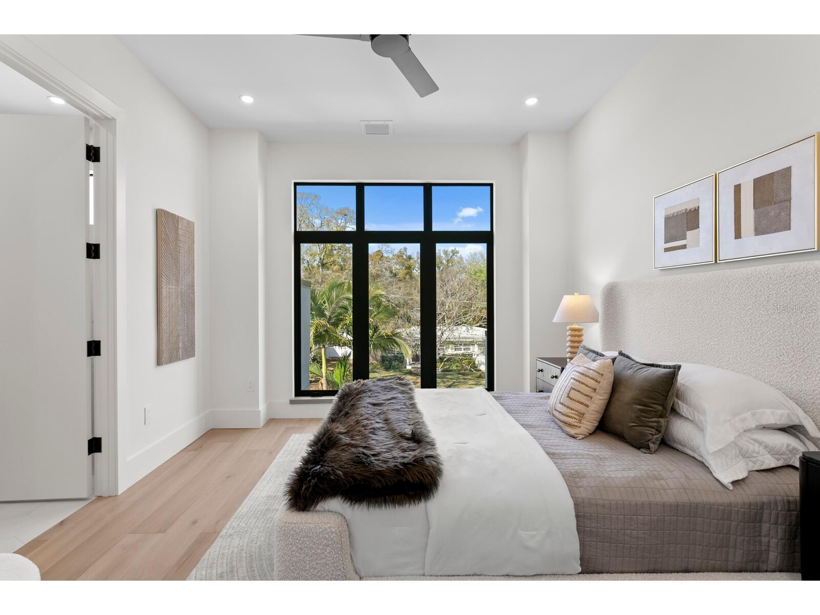 5104 W Platt Street Tampa FL 33609 TB8434265 image53