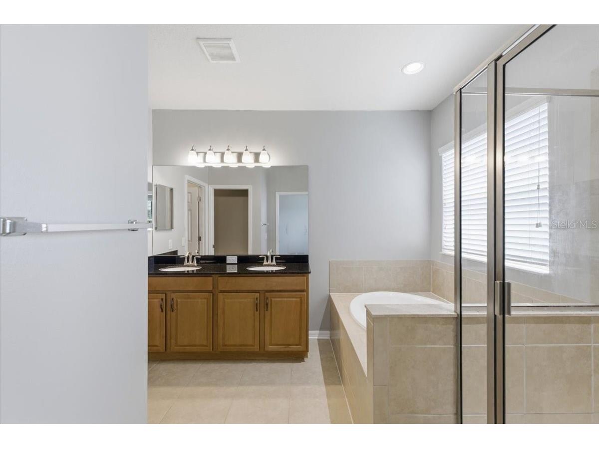 5105 Oakline View Drive Lithia FL 33547 TB8517207 image23