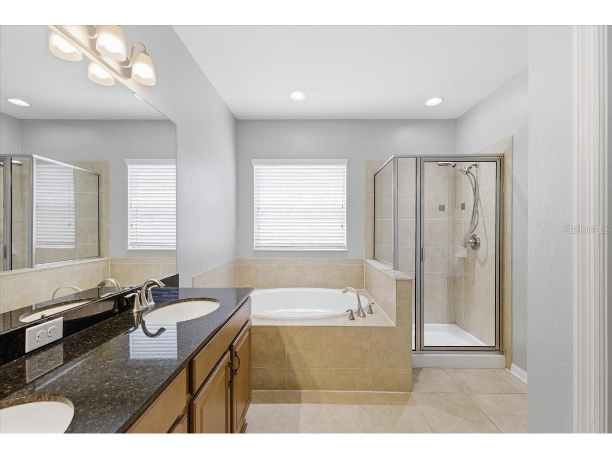 5105 Oakline View Drive Lithia FL 33547 TB8517207 image25