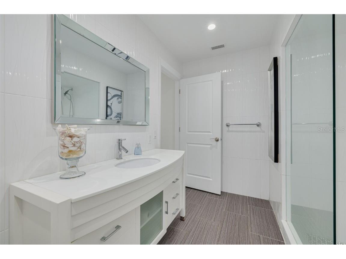 5105 Pelican Drive New Port Richey FL 34652 TB8452951 image28