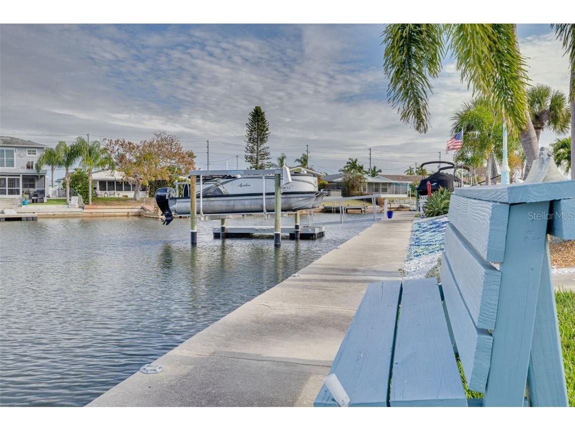 5105 Pelican Drive New Port Richey FL 34652 TB8452951 image40