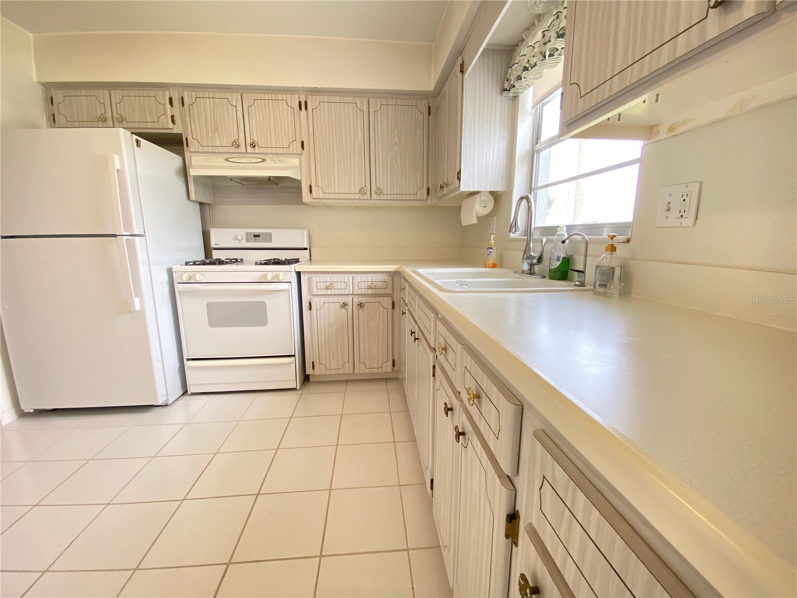 5105 Rose Place N Pinellas Park FL 33782 TB8528828 image16