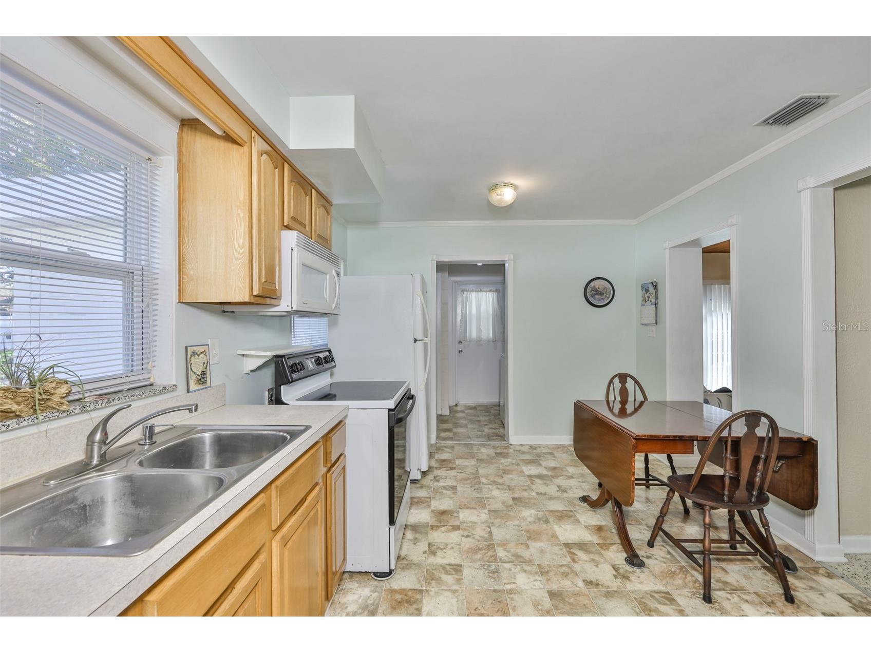 5105 Saint Charles Place Tampa FL 33610 - BELLOW'S LAKE TB8463511 image18