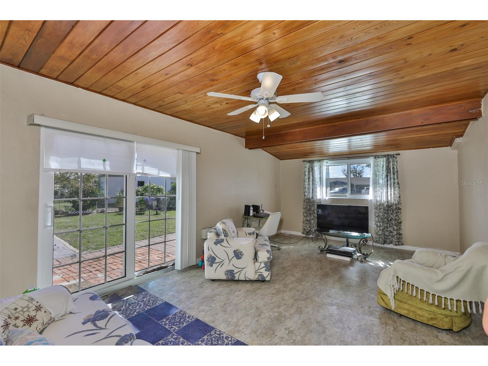 5105 Saint Charles Place Tampa FL 33610 - BELLOW'S LAKE TB8463511 image23